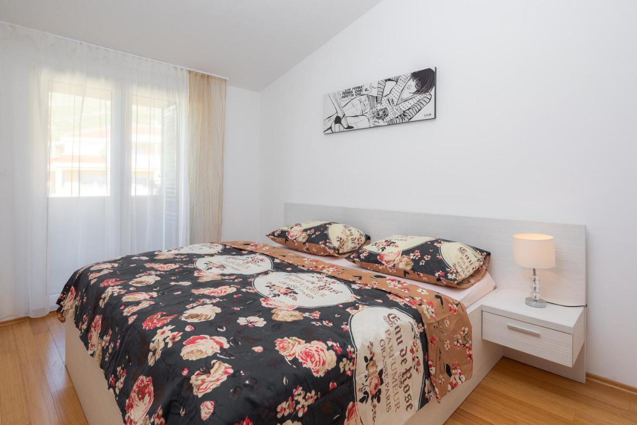 Apartments Vukovic Podstrana Exterior photo